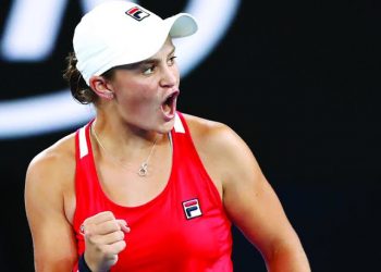 “بارتي” المصنفة الأولى عالميا تفاجئ الجميع باعتزالها التنس