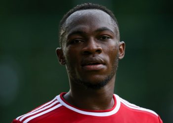 الأهلي والزمالك يتنافسان لضم “موليكا”