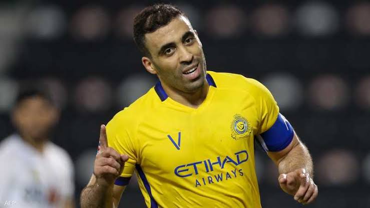 النصر السعودي يشكو المهاجم “حمد الله”