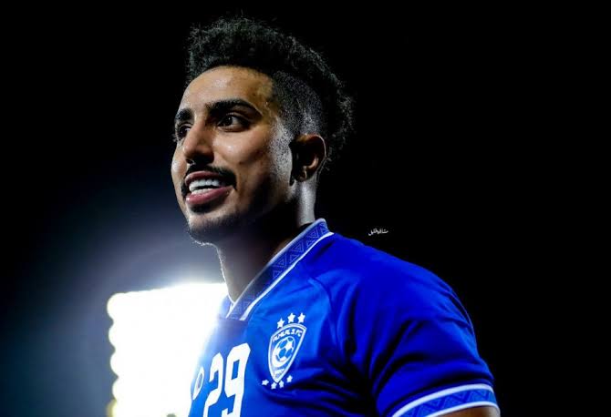 إصابة “الدوسري” نجم الهلال السعودي بكورونا