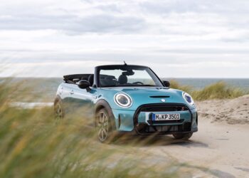 ‏MINI Convertible Seaside Edition حورية البحر