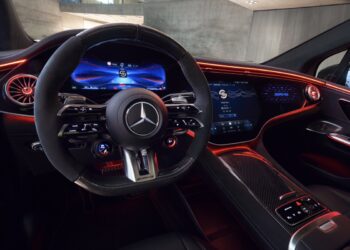 تجربة صوتية لا مثيل لها Mercedes-AMG
