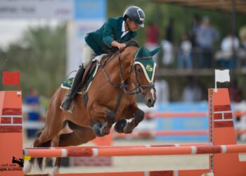 الأوروبيون يسيطرون على الجائزة الكبري فى البطولة الدولية لقفز الحواجز