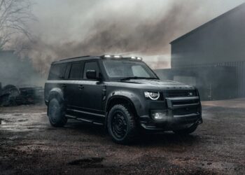 الصخرة Land Rover Defender 130