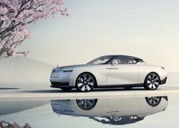 Rolls-Royce Arcadia الجنة على الأرض