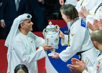 اليابان بطل “الفرق” في ختام بطولة العالم للجودو في أبوظبي