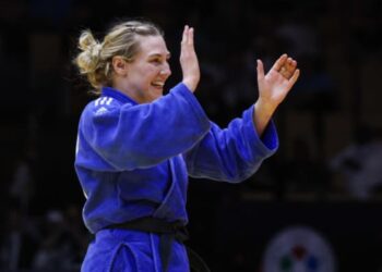 اليابان تستعيد قمة ترتيب بطولة العالم للجودو في أبوظبي