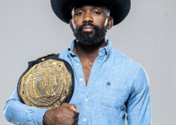 المقاتلون المحترفون في السعودية لاول مره