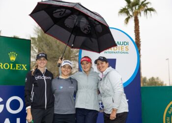 سومي لي تتصدر المنافسات الفردية وفريق كيرياكو يهيمن على الترتيب الجماعي في بطولة صندوق الاستثمارات العامة السعودية الدولية للسيدات