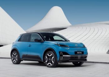 نيسان ميكرا الكهربائية 2025: عودة الأيقونة بروح المستقبل