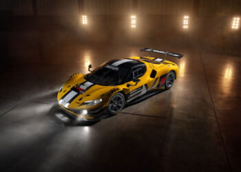 296 GT3 Evo: فيراري تكشف وحش السباقات الجديد