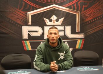 عبد الرحمن الرشيدي يمثل المغرب في افتتاح بطولة PFL إفريقيا بجوهانسبرغ