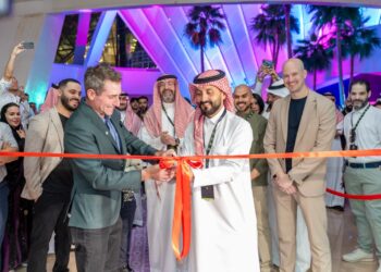 غولف السعودية تعلن افتتاح “فايف آيرون جولف” في الرياض