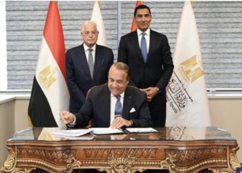 وزير الشباب والرياضة يشهد توقيع عقد استضافة مصر لبطولة كأس العالم للدارتس 2027